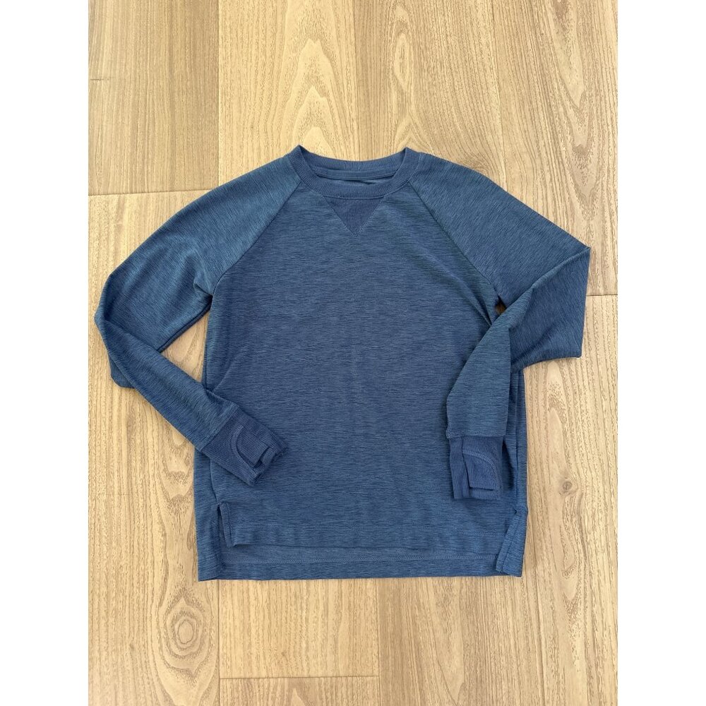 Athleta Girl Long Sleeve Blue Pullover Top S/7 89% Polyester 11% Spandex